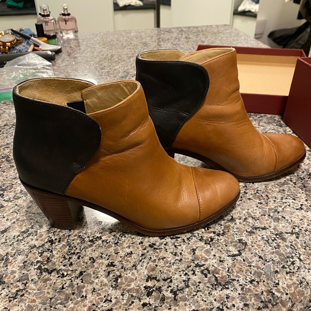 Wolverine leather booties. Two tone. Come inbox. Worn twice! - Picture 4 of 8